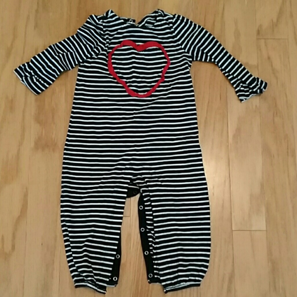 Stripe romper with heart